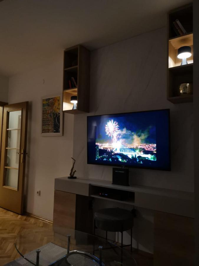 Studio Apartment Art Zone Podgorica Kültér fotó